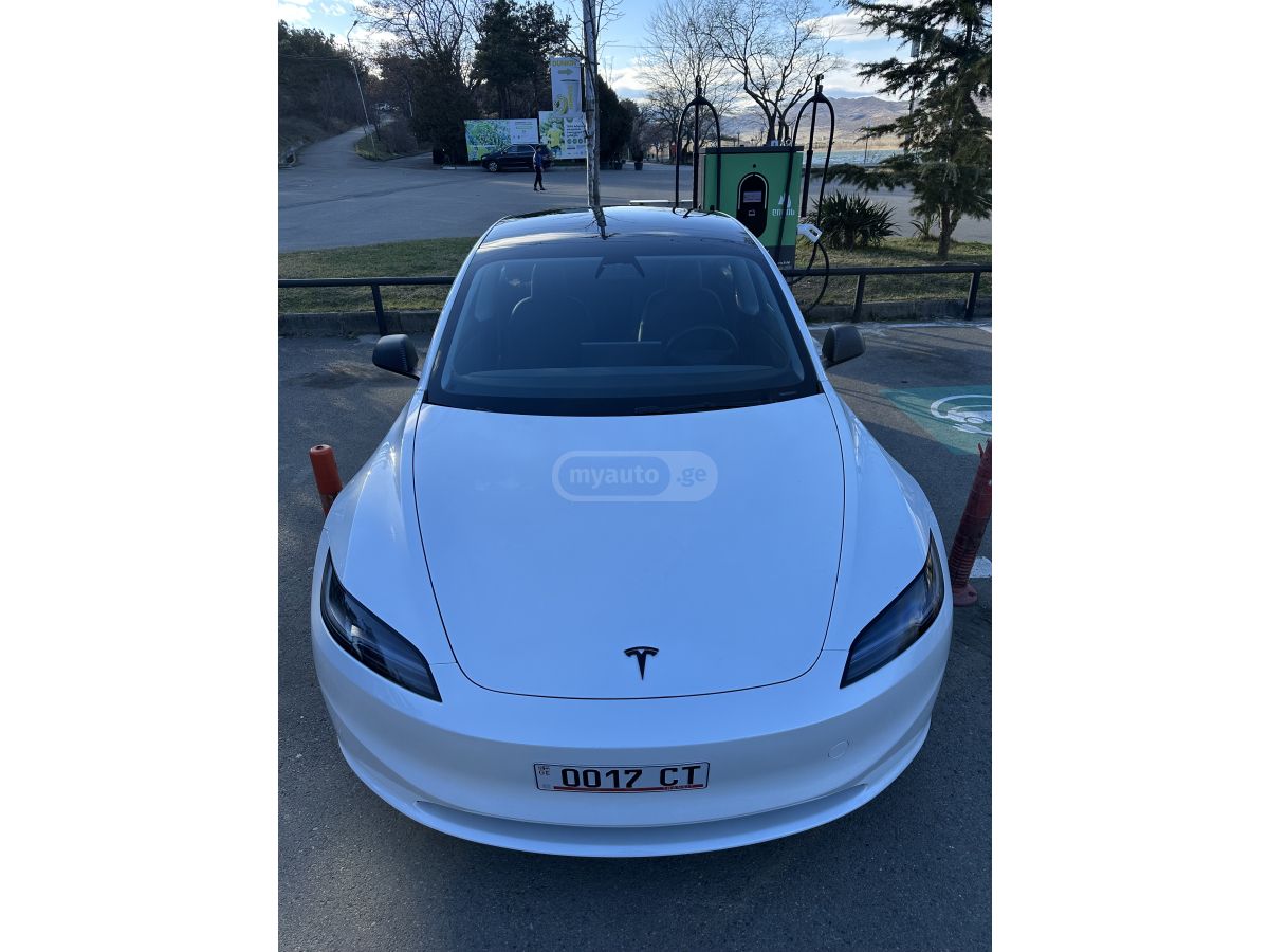 Tesla Model 3 - фото 2