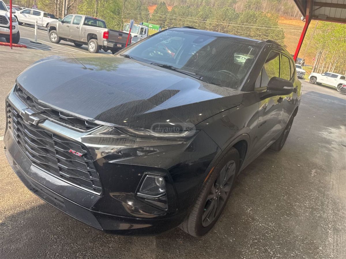 Chevrolet Blazer - фото 1