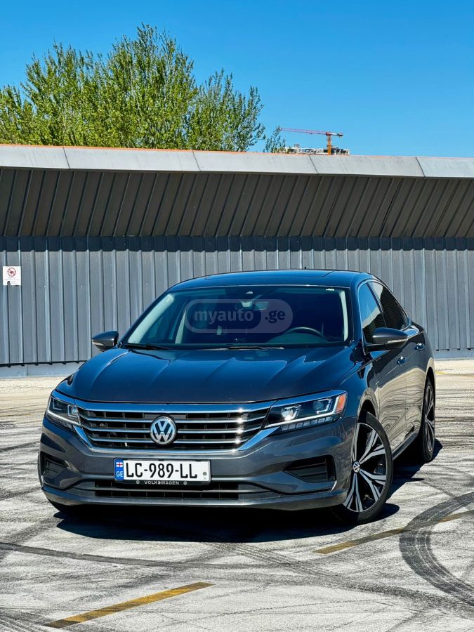 Volkswagen Passat - фото 1