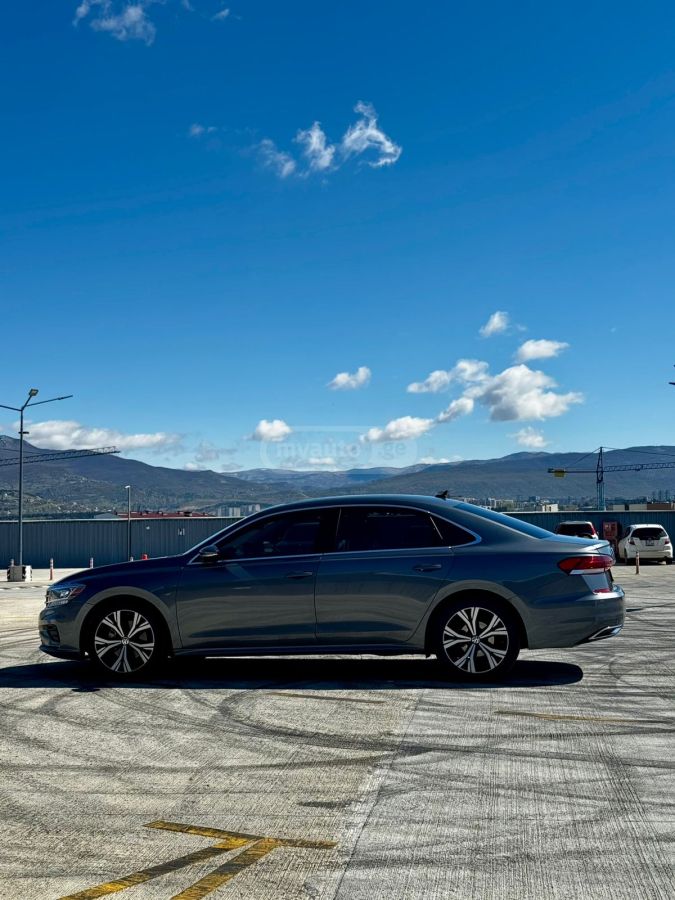 Volkswagen Passat - фото 7