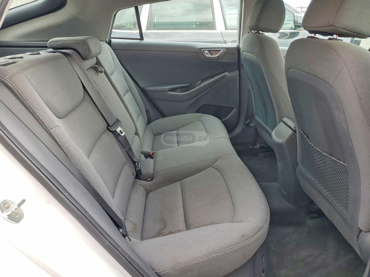 Hyundai Ioniq SEL 4dr Hatchback Automatic 2021 — миниатюра 7