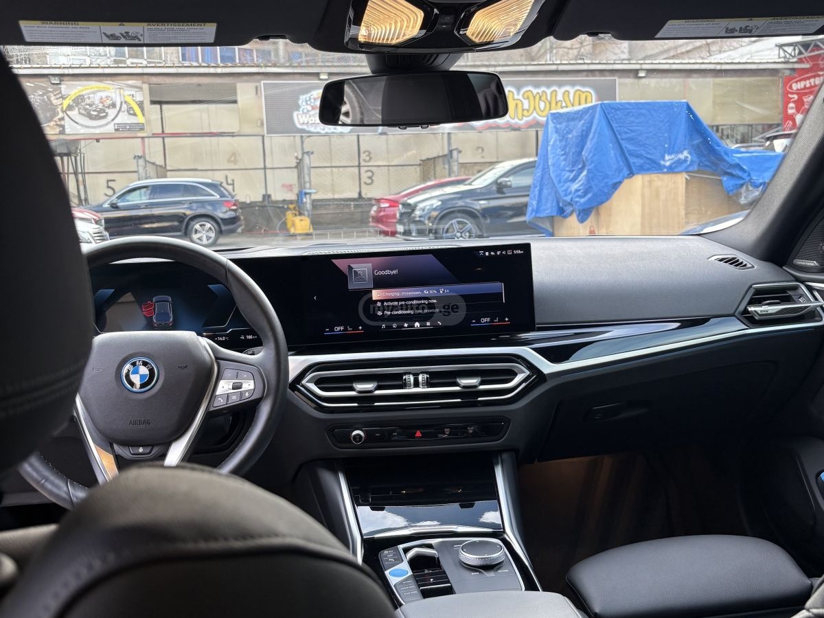 BMW  — миниатюра 12