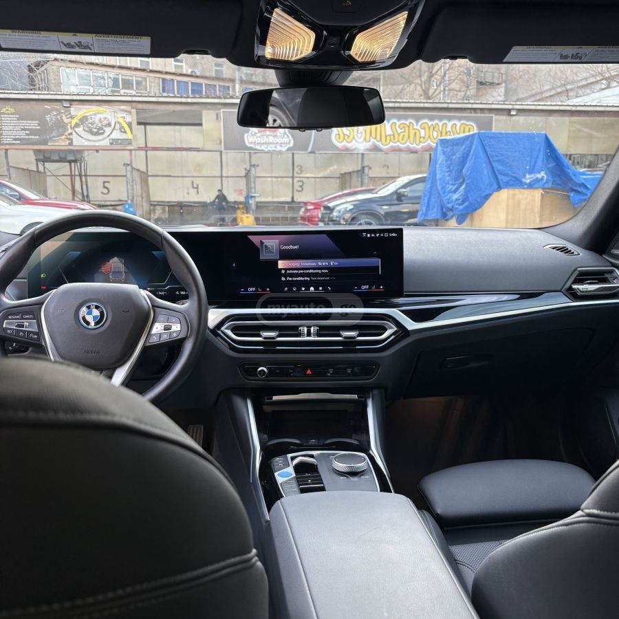 BMW  — миниатюра 7