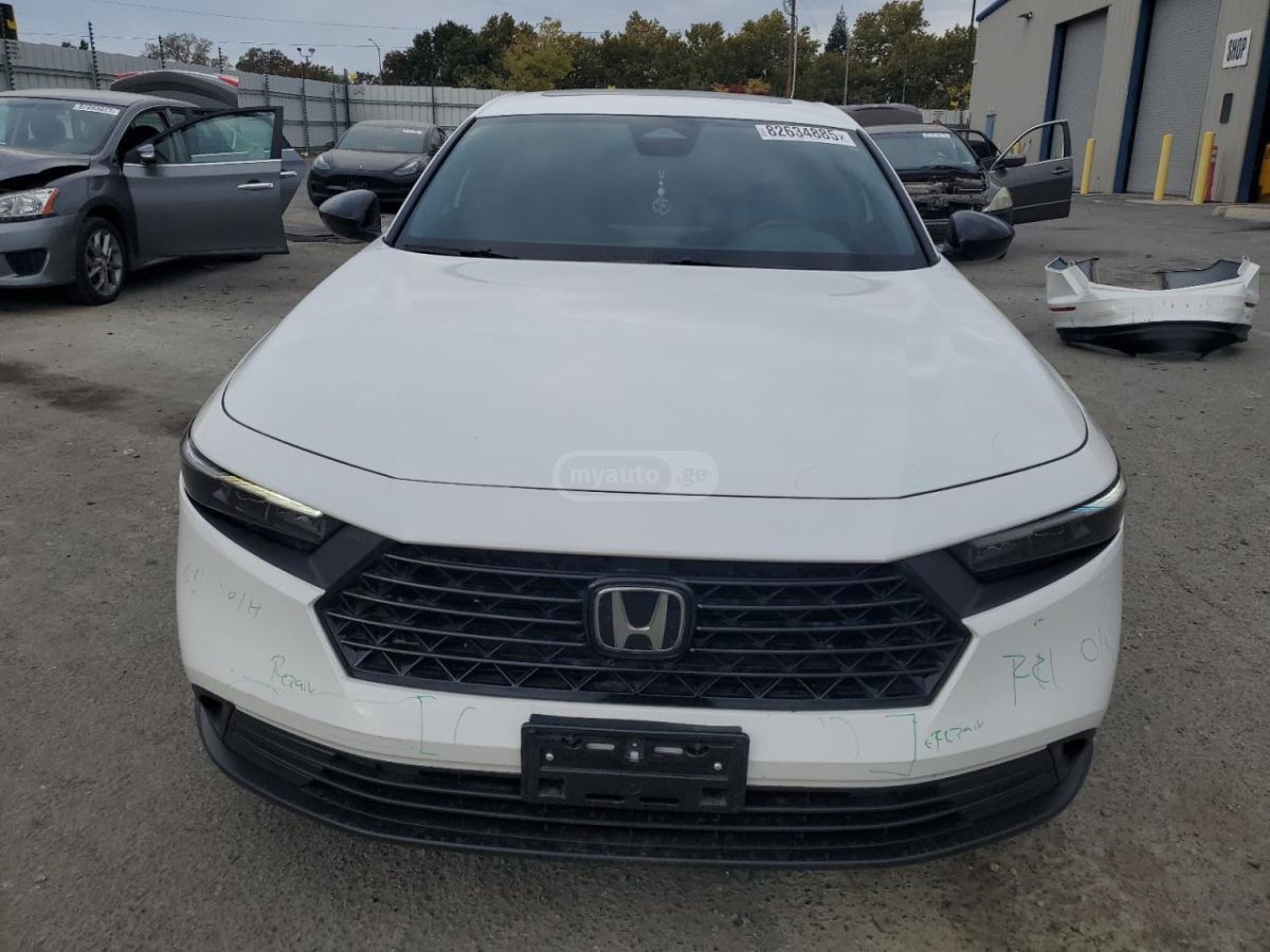 Honda Accord - фото 1