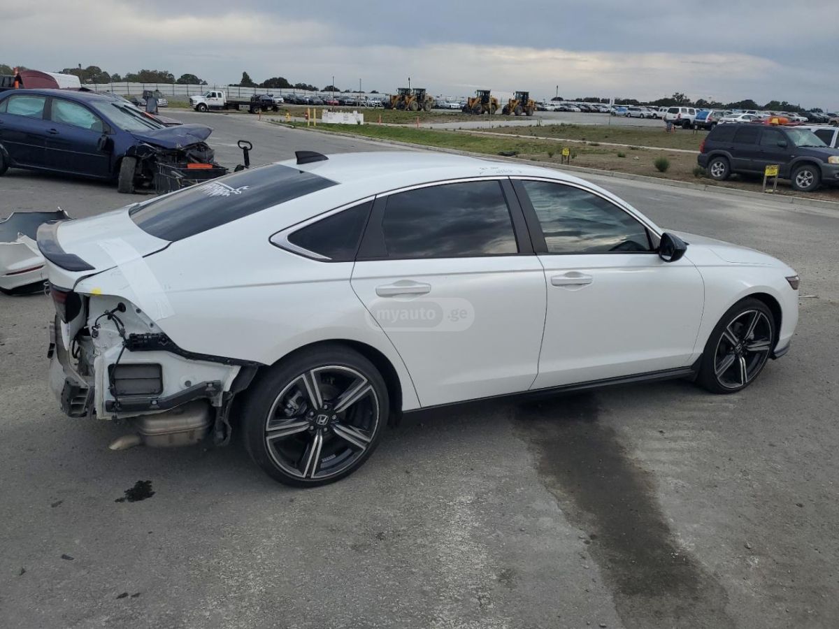 Honda Accord - фото 4