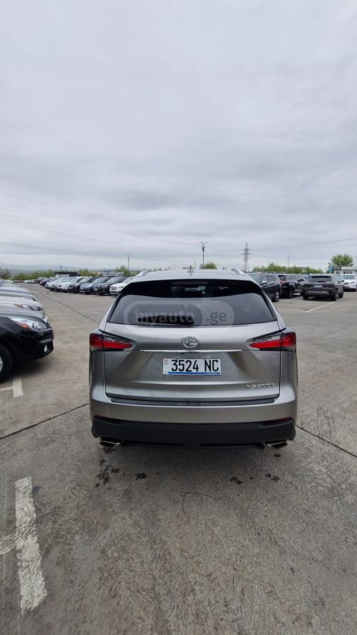Lexus NX 200 - фото 6