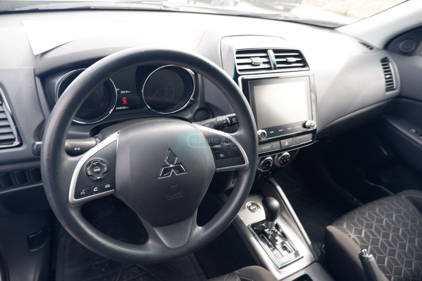 Mitsubishi Outlander Sport 2022 — миниатюра 10