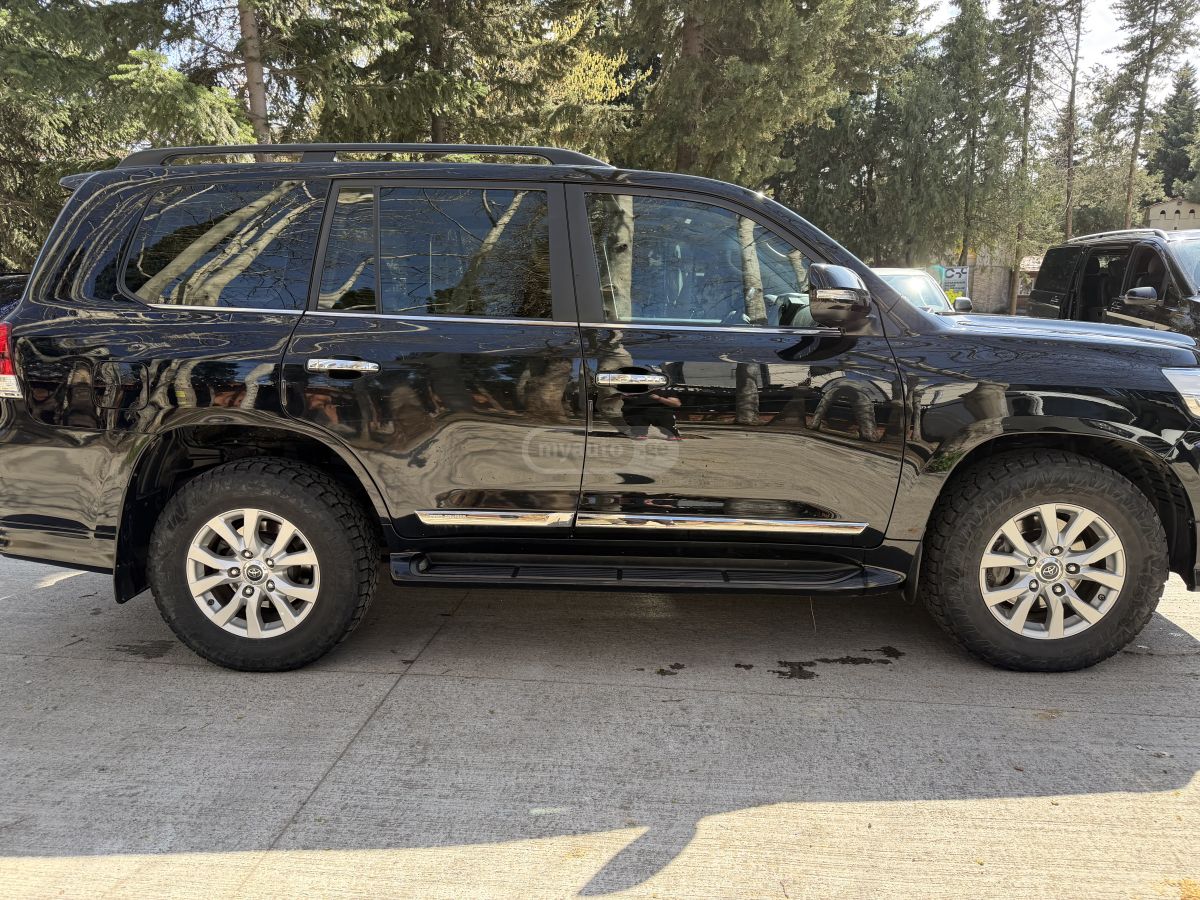 Toyota Land Cruiser - фото 4