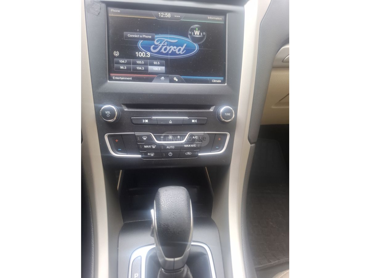 Ford Fusion - фото 13