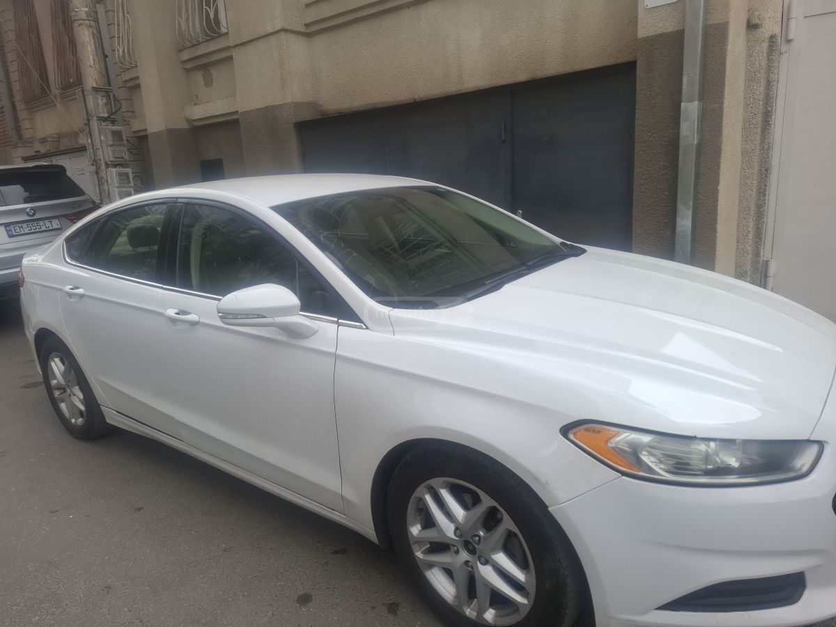 Ford Fusion - фото 6