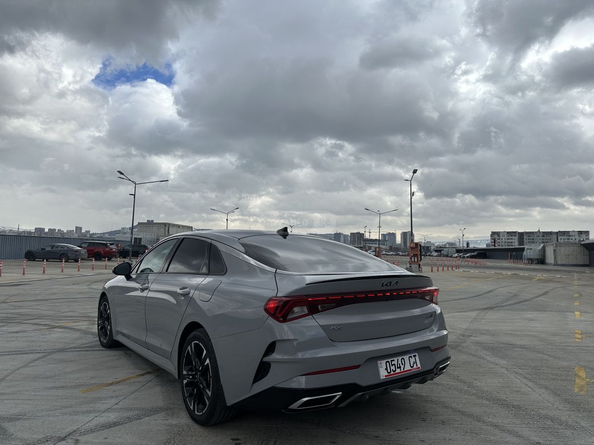 Kia K5 - фото 5