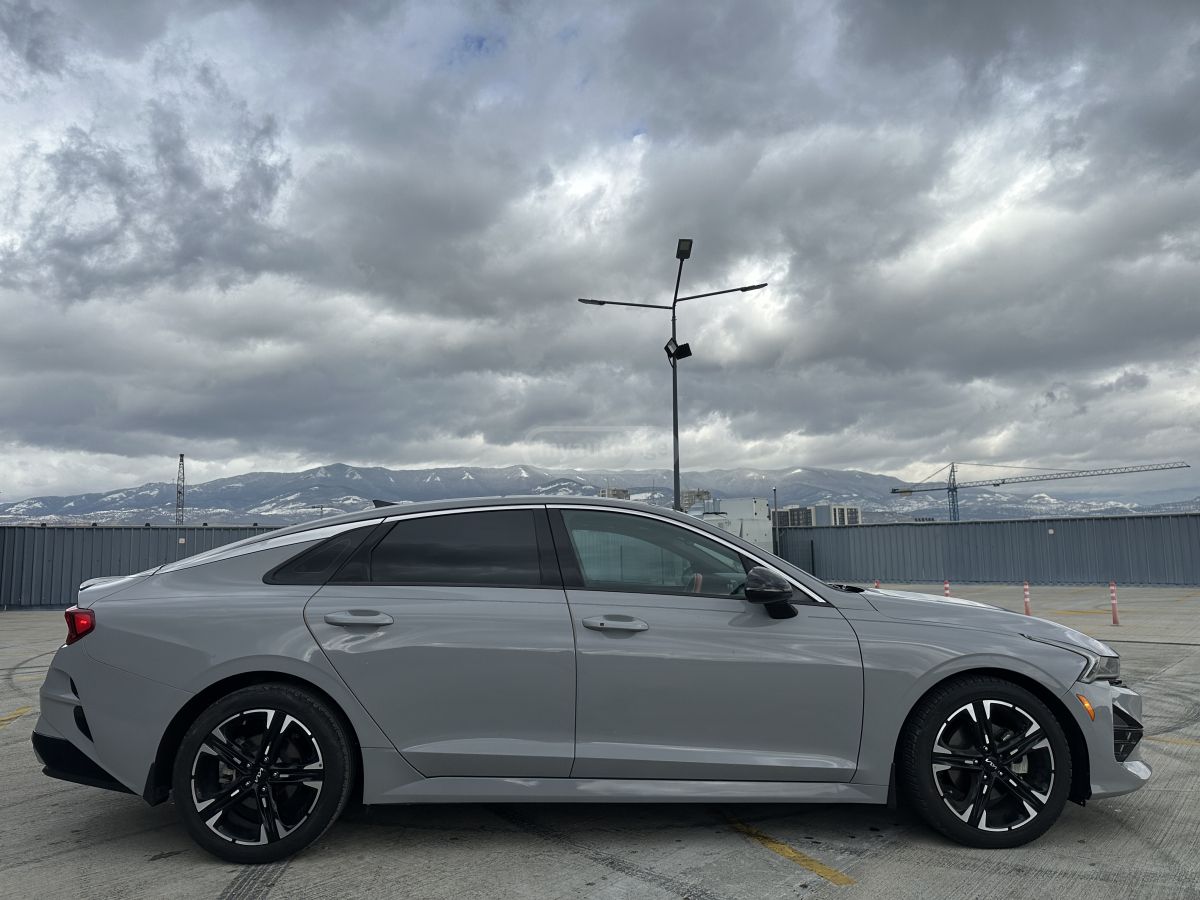 Kia K5 - фото 8