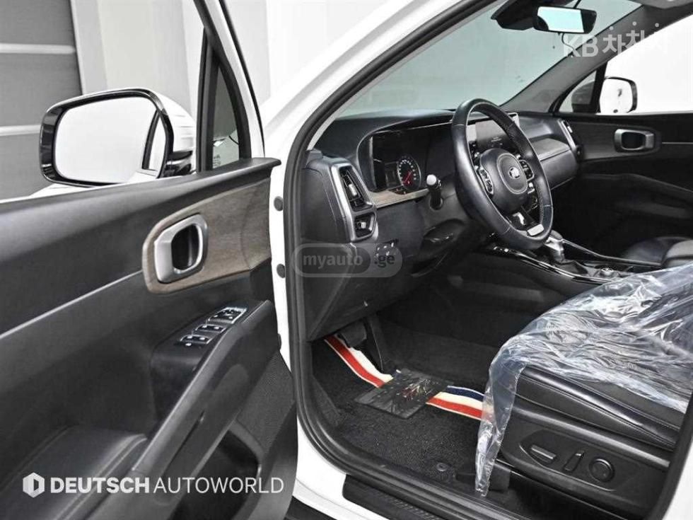 Kia Sorento - фото 10