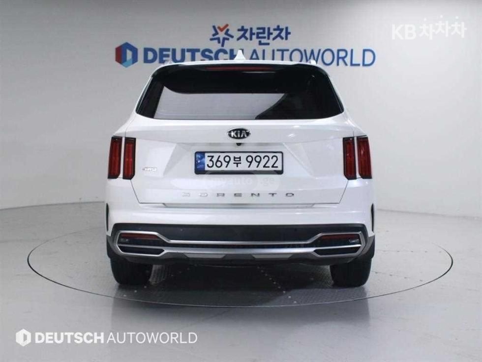Kia Sorento - фото 4