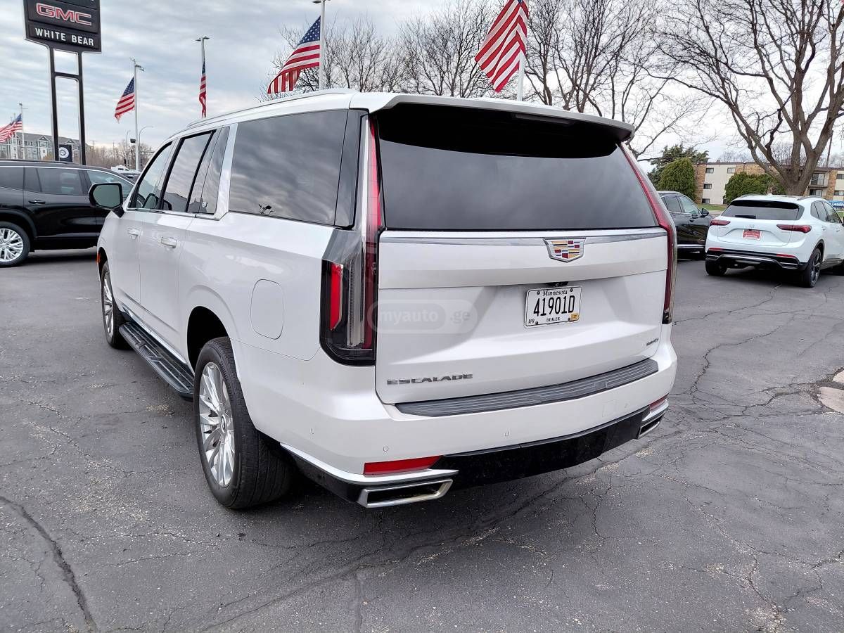 Cadillac Escalade - фото 3