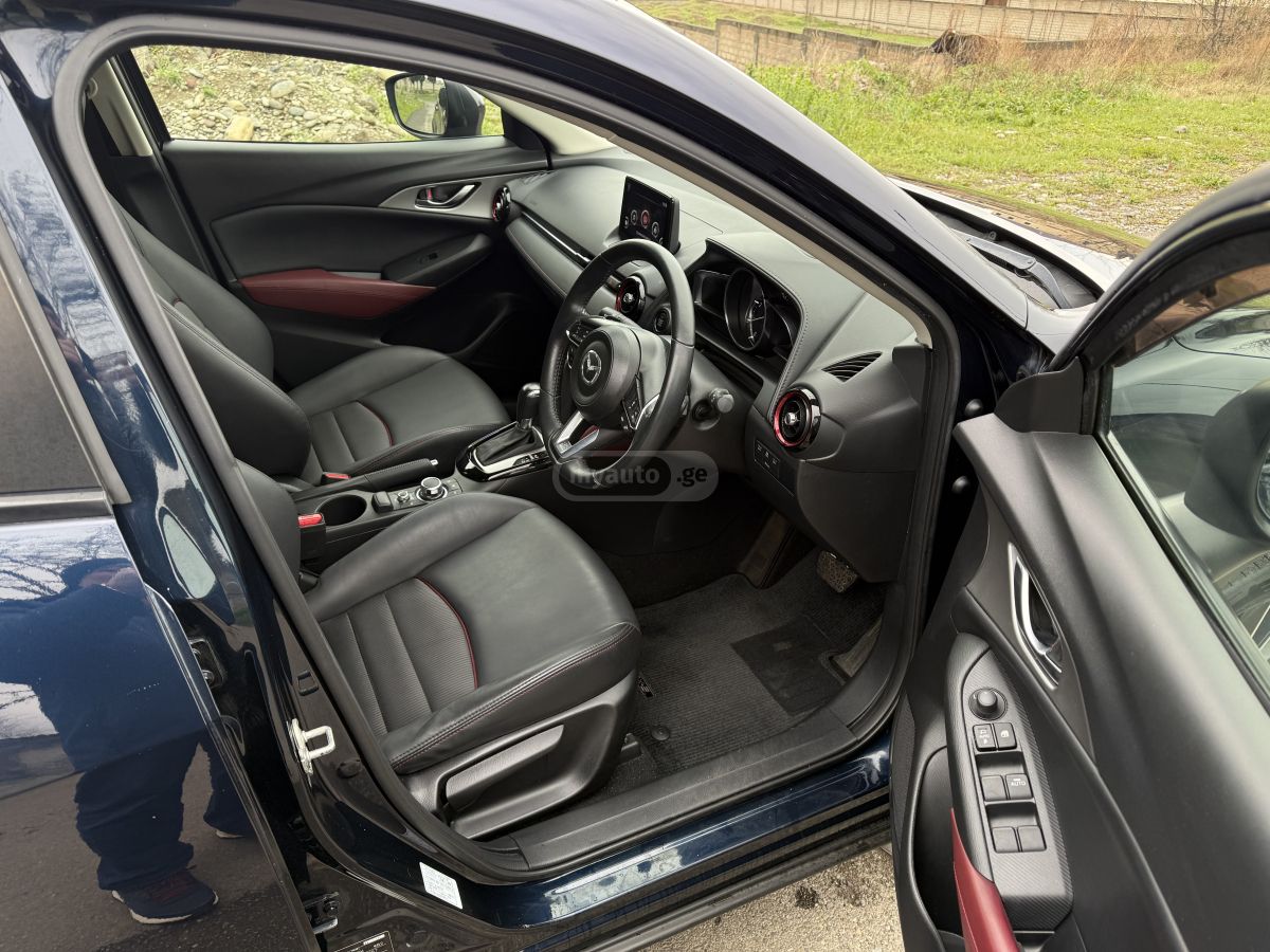 Mazda CX-3 - фото 10