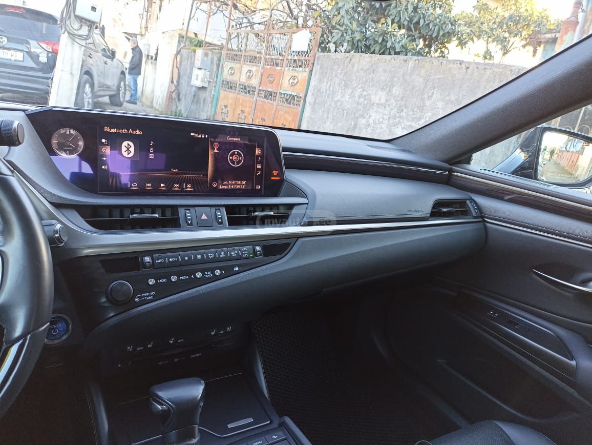 Lexus ES 300 - фото 3