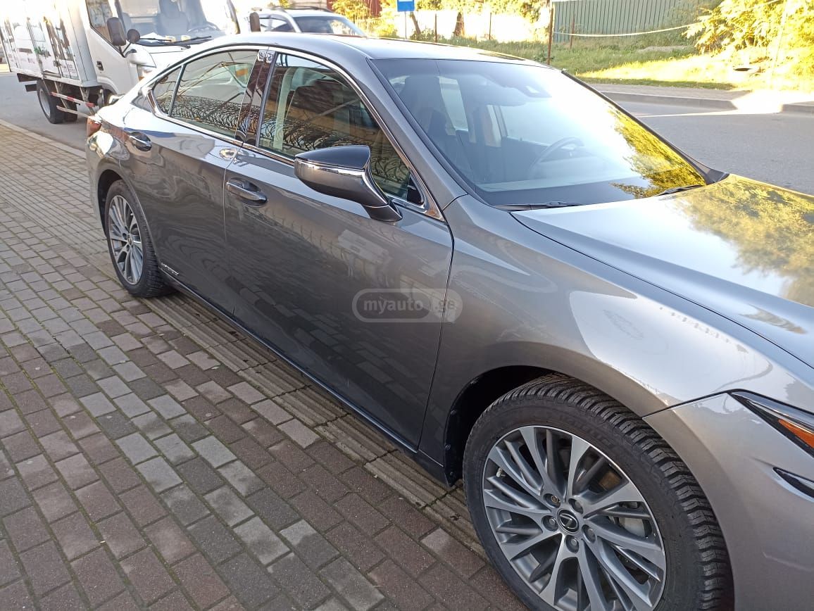 Lexus ES 300 - фото 7