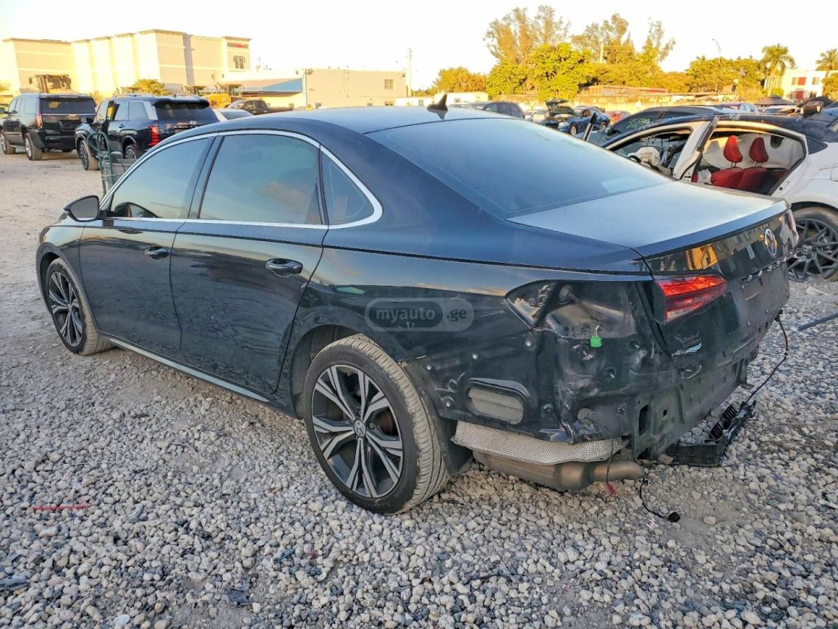 Volkswagen Passat - фото 4