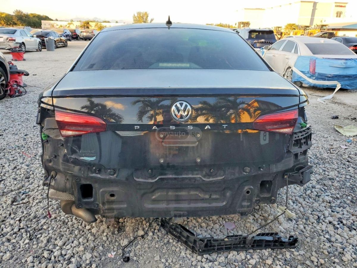 Volkswagen Passat - фото 5