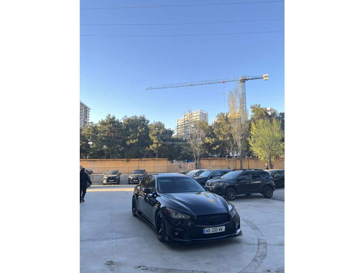 Infiniti Q 50 - фото 1