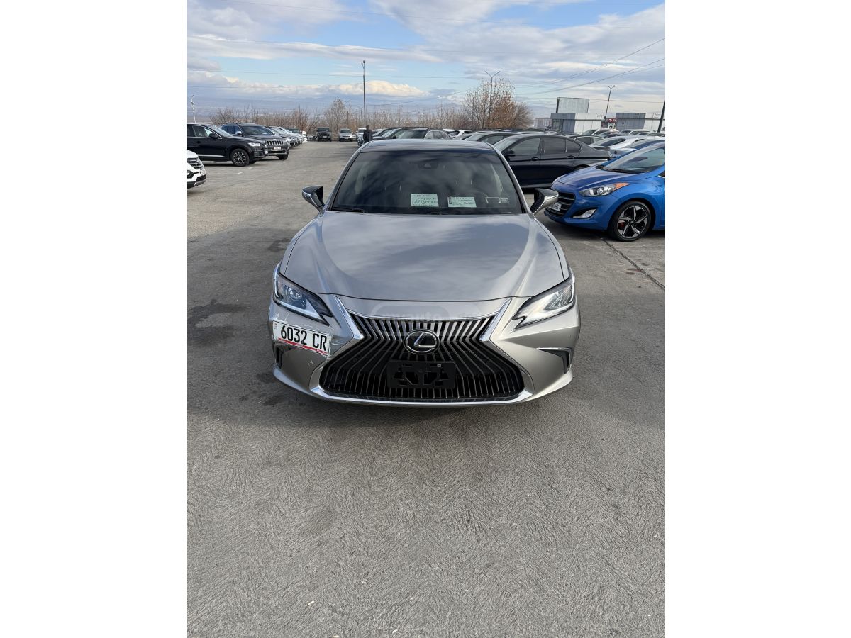 Lexus ES 350 - фото 1