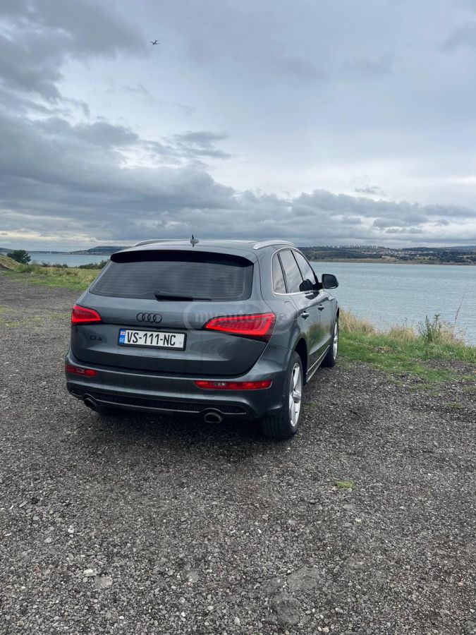Audi Q5 - фото 2