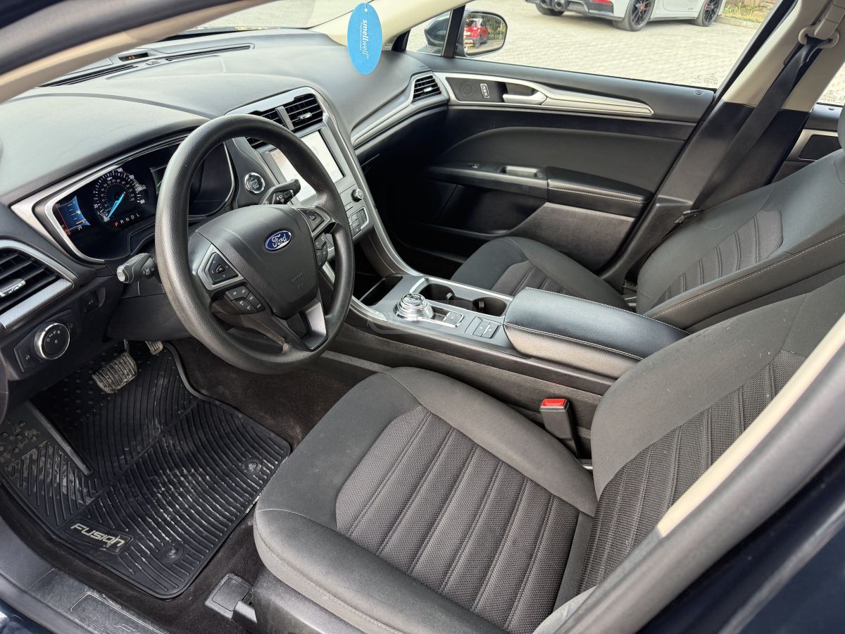 Ford Fusion - фото 10