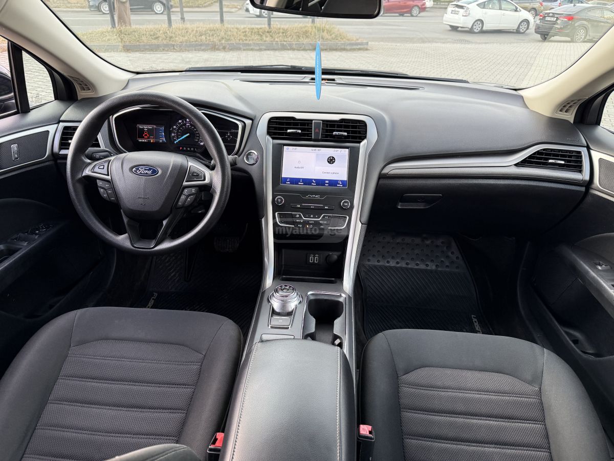 Ford Fusion - фото 8