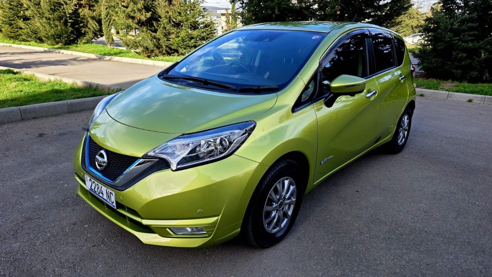Nissan Note - фото 2