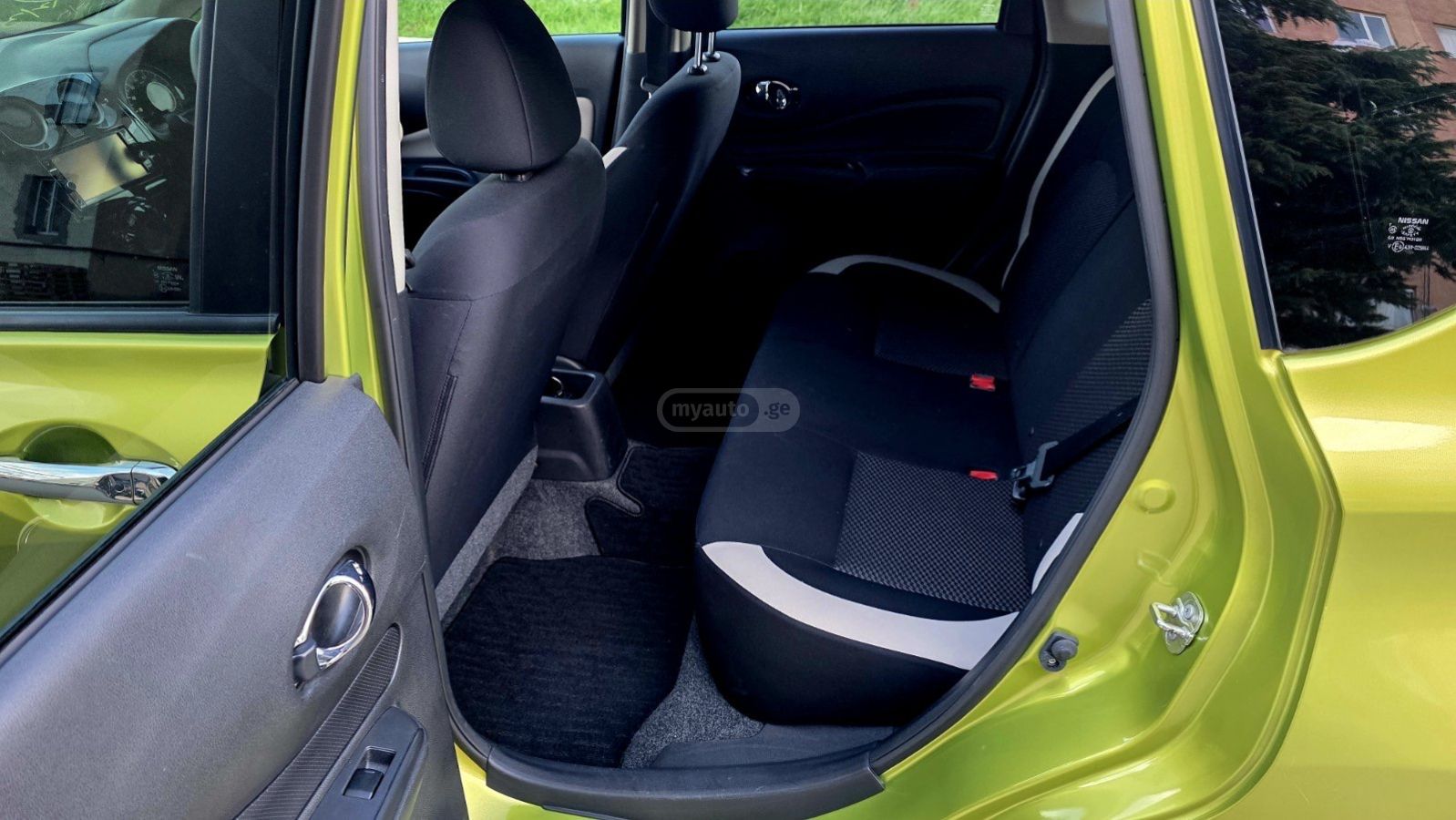 Nissan Note - фото 7