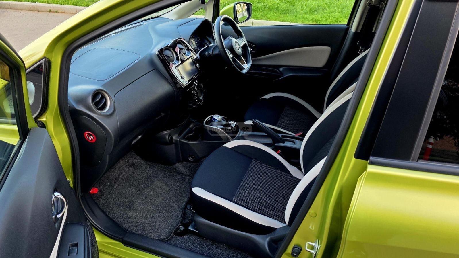 Nissan Note - фото 8