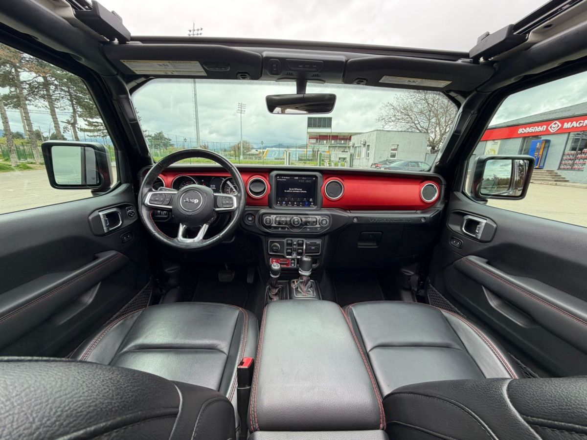 Jeep Wrangler - фото 8