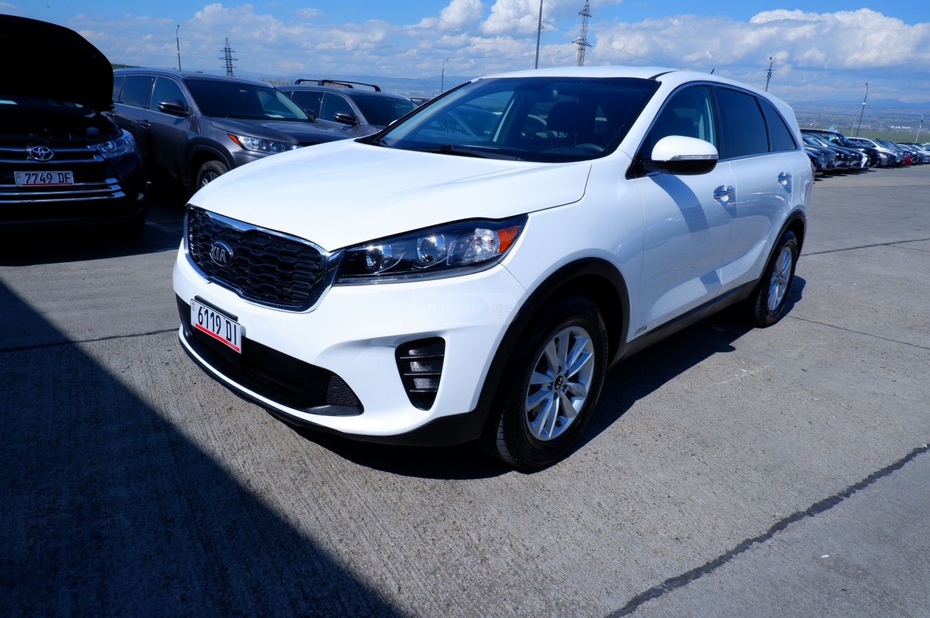 Kia Sorento - фото 1