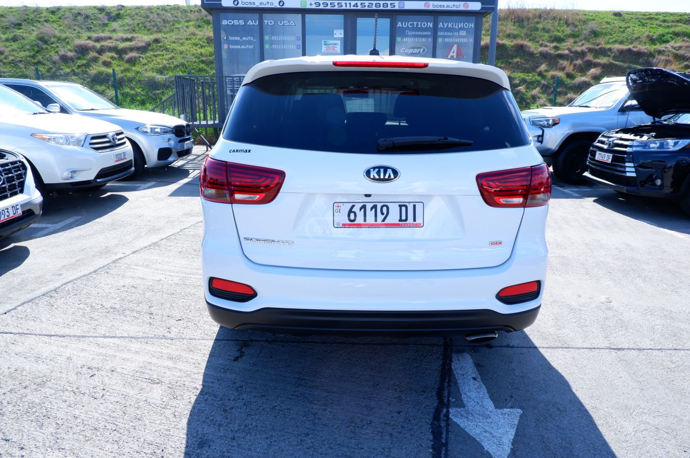 Kia Sorento - фото 6