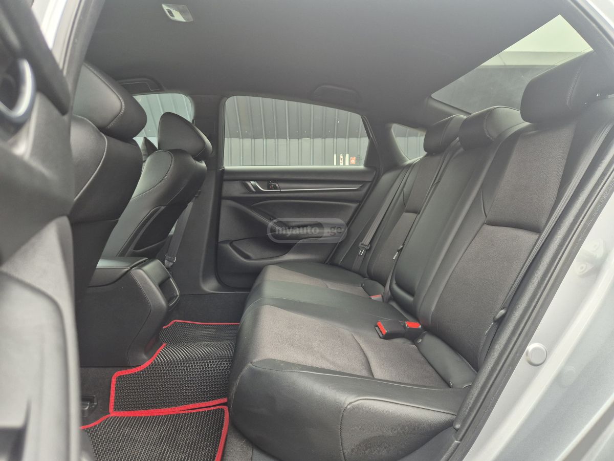 Honda Accord - фото 11