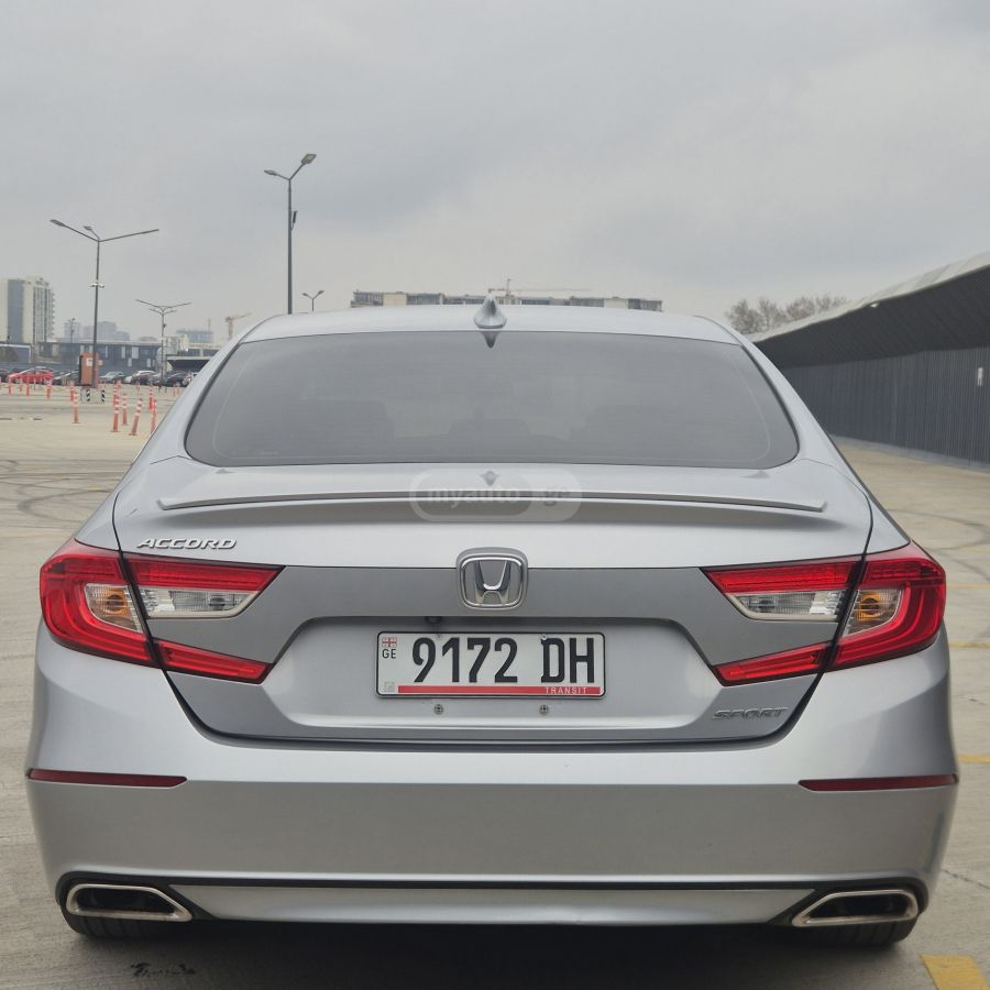 Honda Accord - фото 4