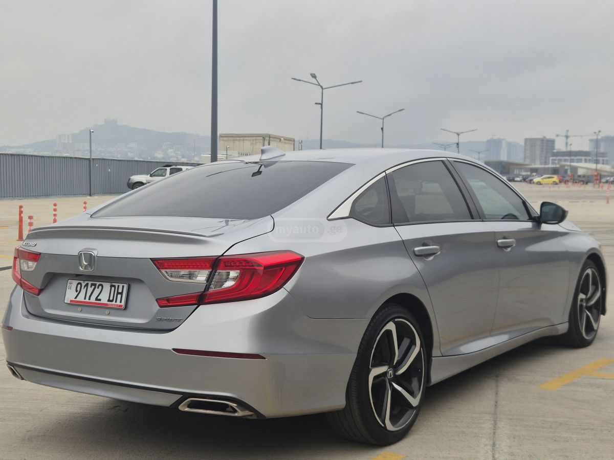 Honda Accord - фото 5