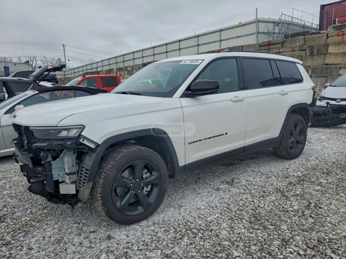 Jeep Grand Cherokee 2024 — миниатюра 1