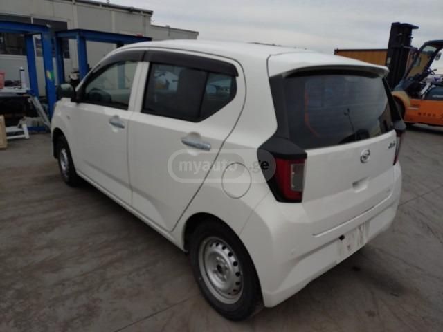 Daihatsu Mira - фото 4