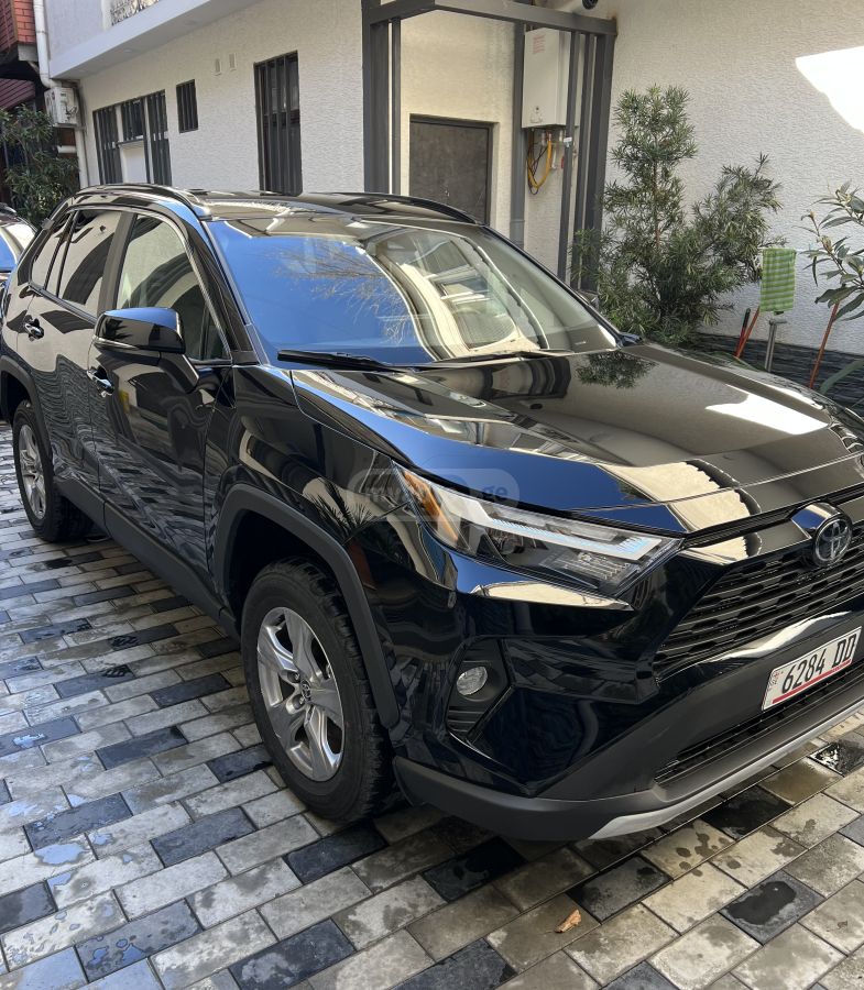 Toyota XLE 4x4 — миниатюра 10