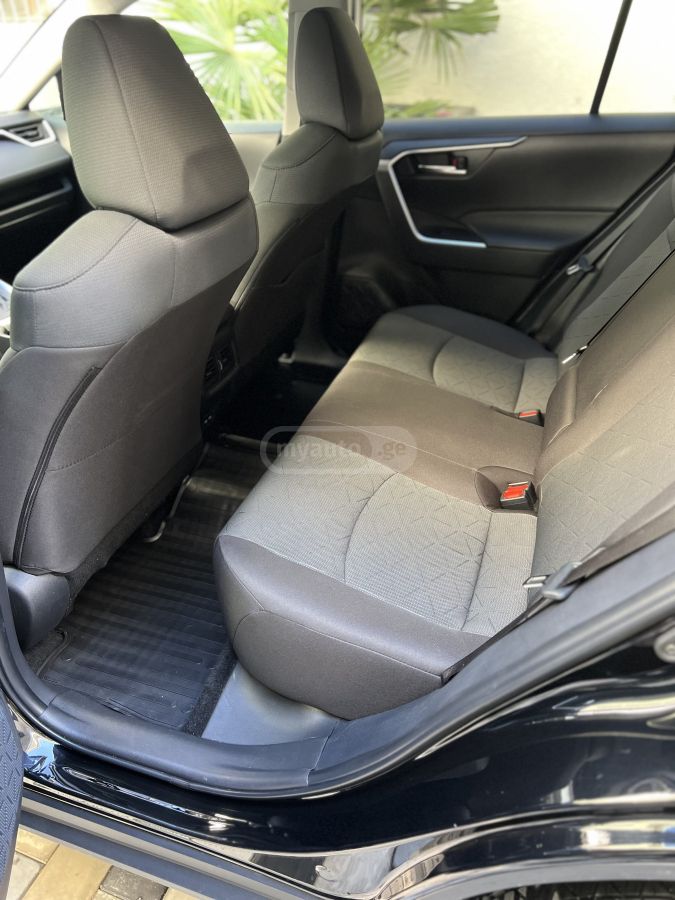 Toyota XLE 4x4 — миниатюра 12