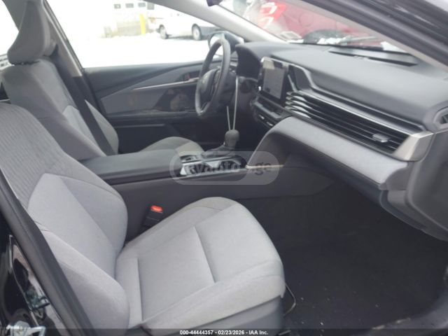 Toyota Camry - фото 6