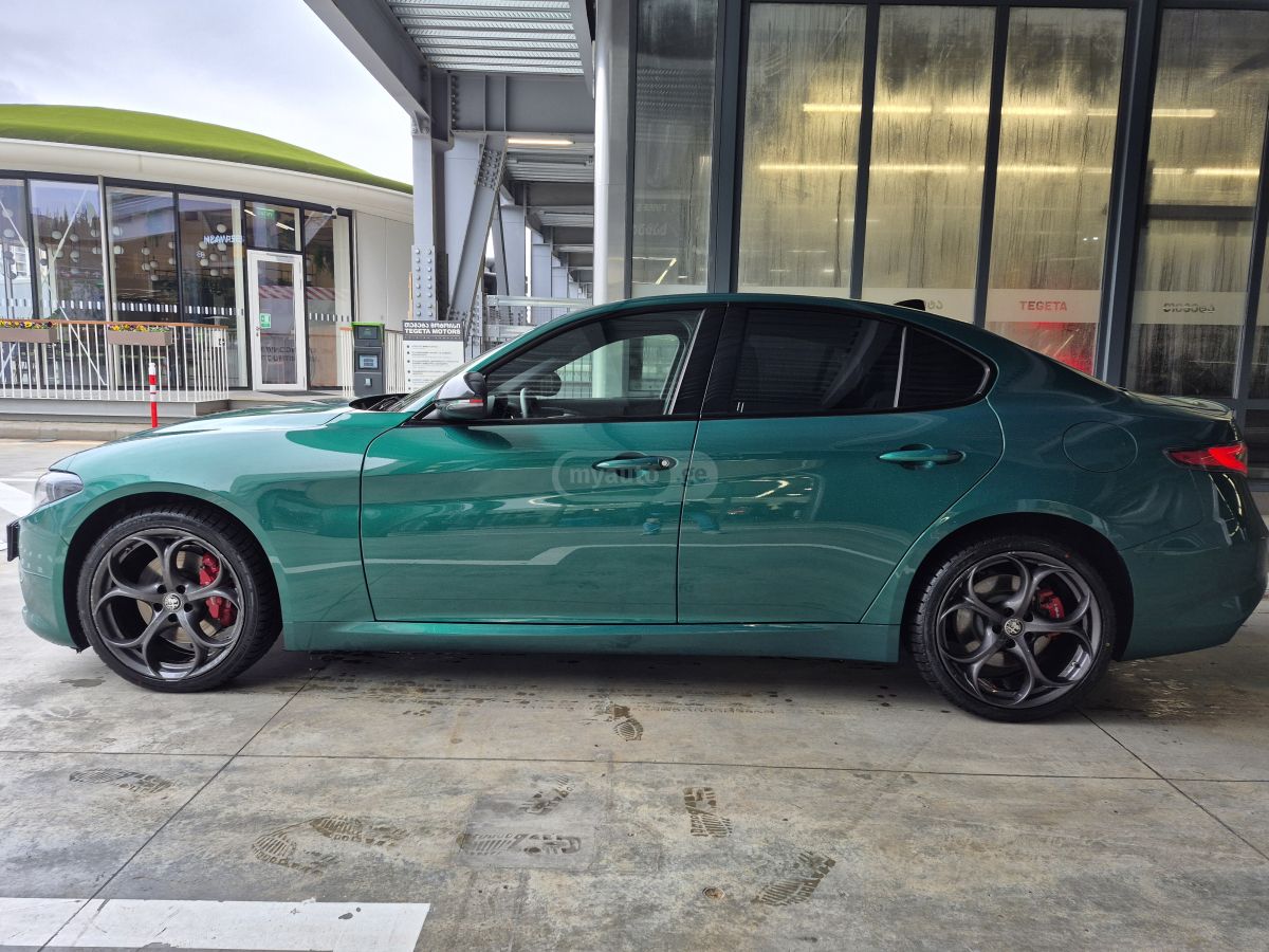 Alfa Romeo tributo italiano — миниатюра 13