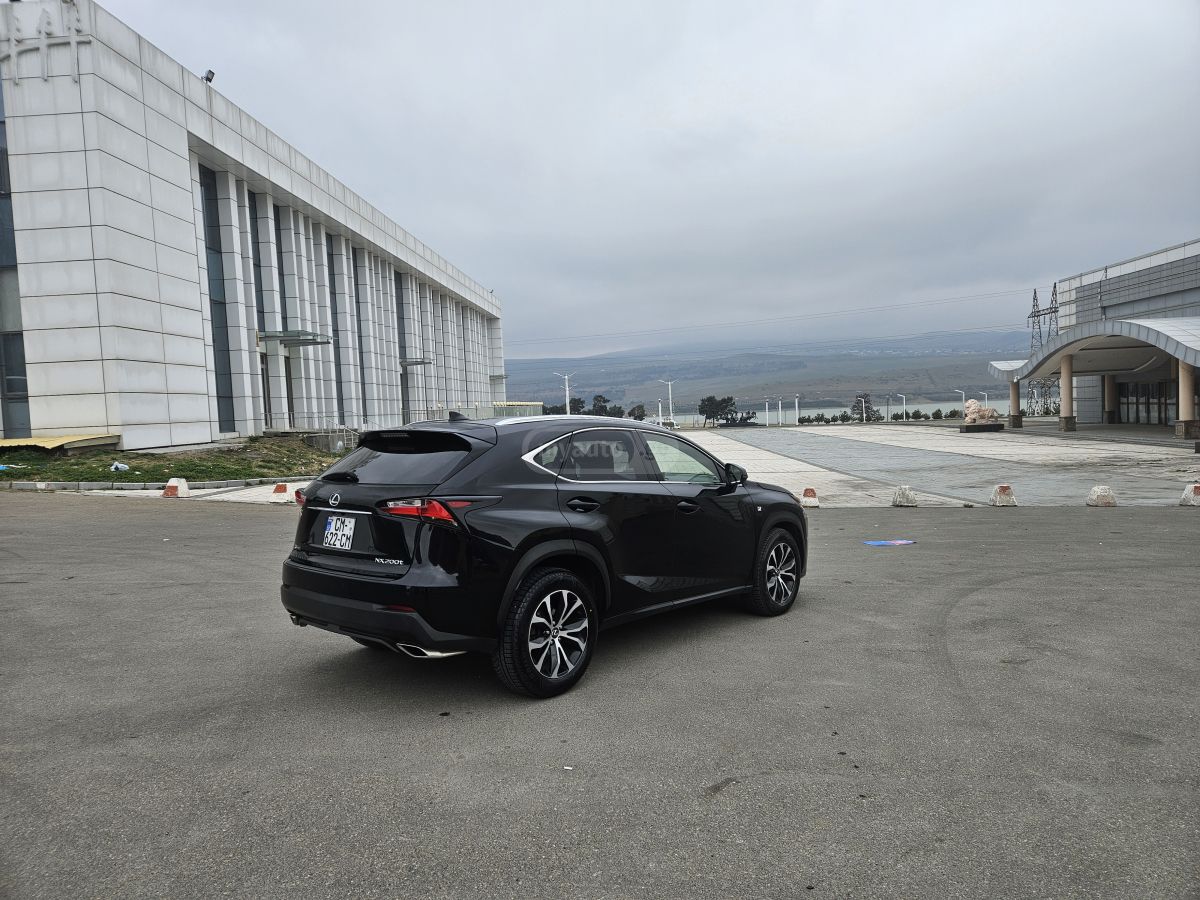 Lexus NX 200 - фото 9