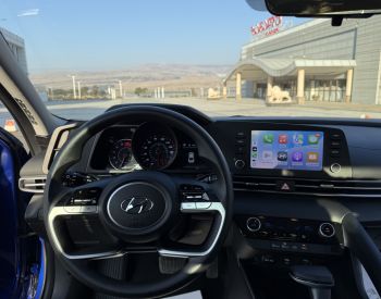 HyundaiElantra2022