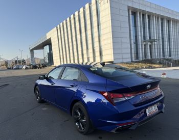 HyundaiElantra2022