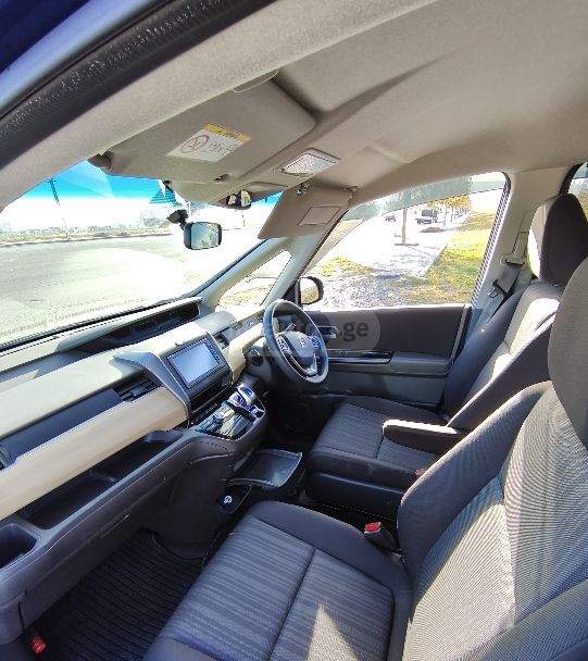 Honda Freed - фото 4