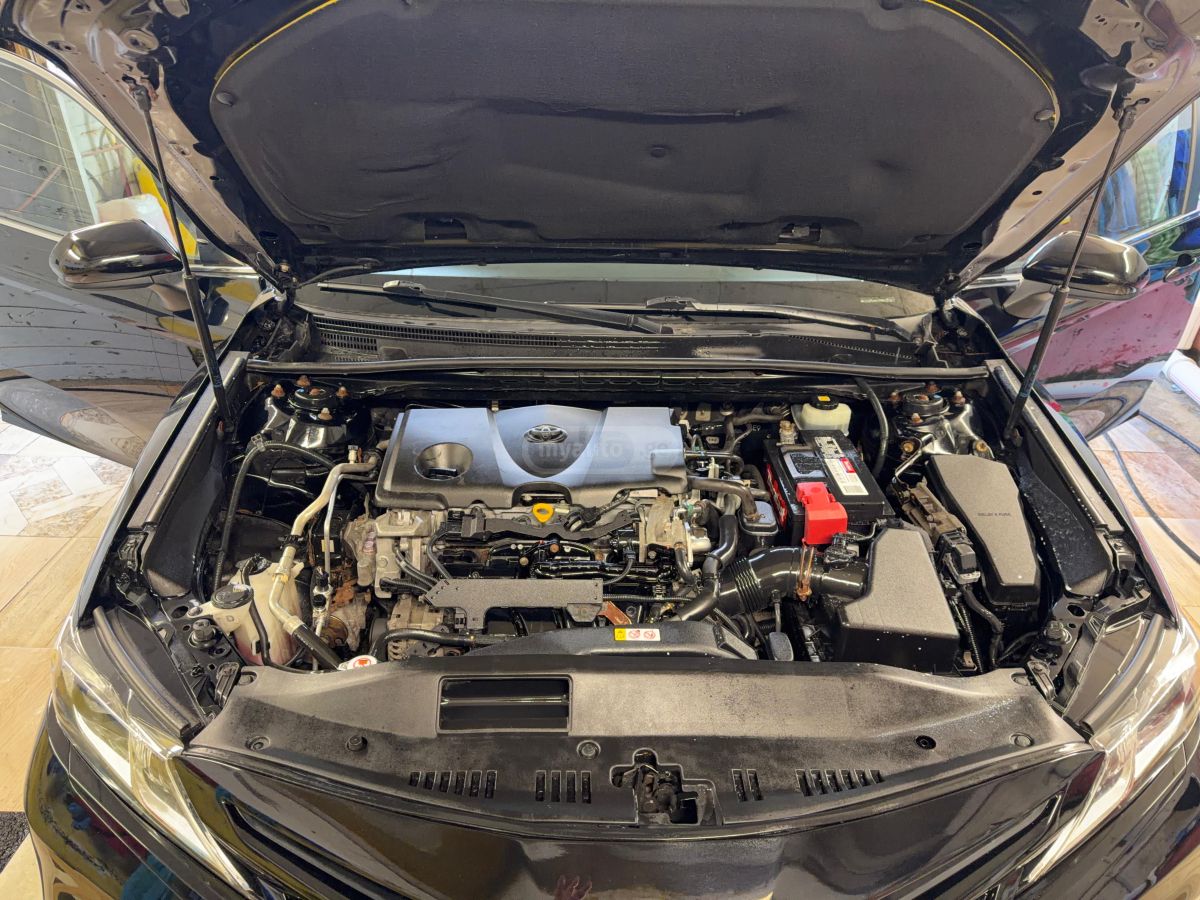 Toyota Camry - фото 10