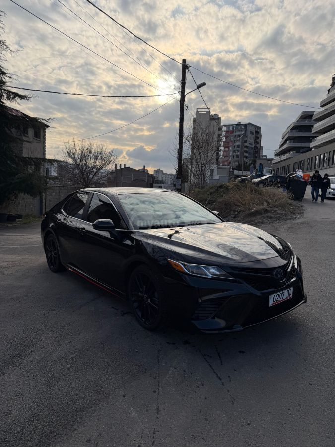 Toyota Camry - фото 4